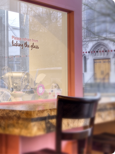 Wink Cupcakes Window Graphics thumbnail.